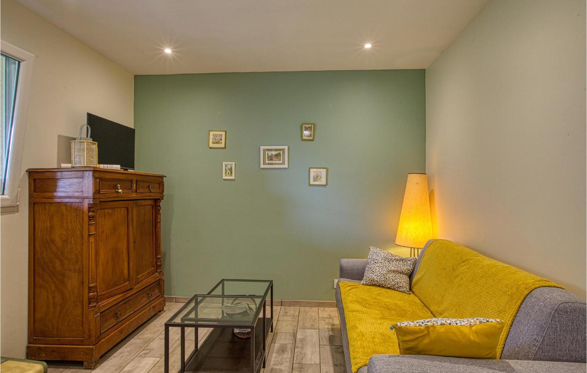 2 Bedroom Lovely Apartment In Conques-En-Rouergue Εξωτερικό φωτογραφία